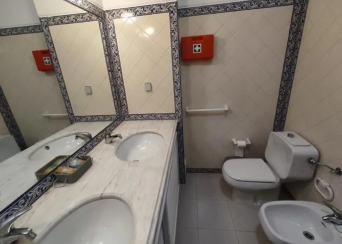 51 Vilamar - Casas & Papeis Porches (Algarve)